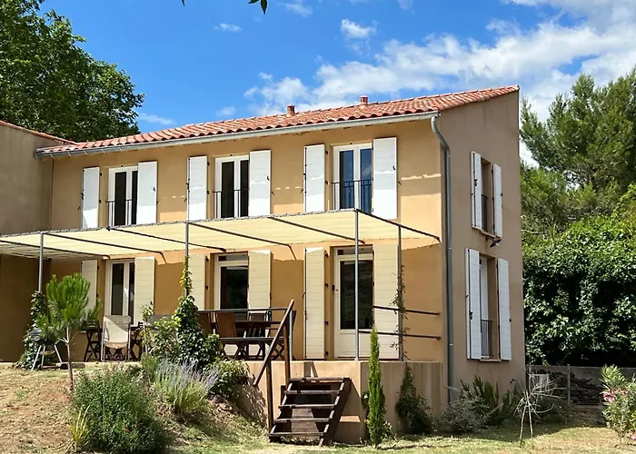 Villa Au Lac Du Salagou - 10 Pers